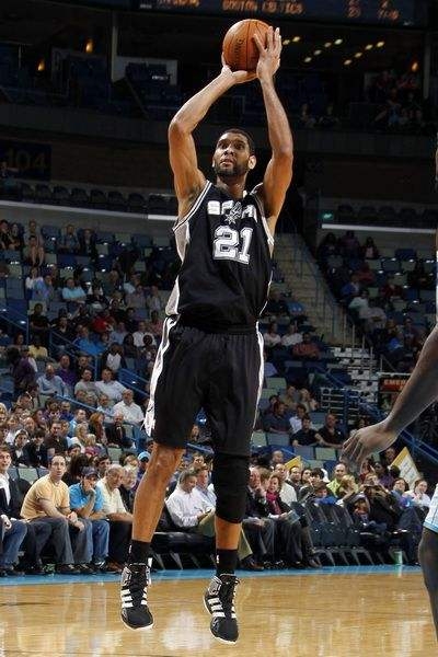 更是团队防 更是团队防