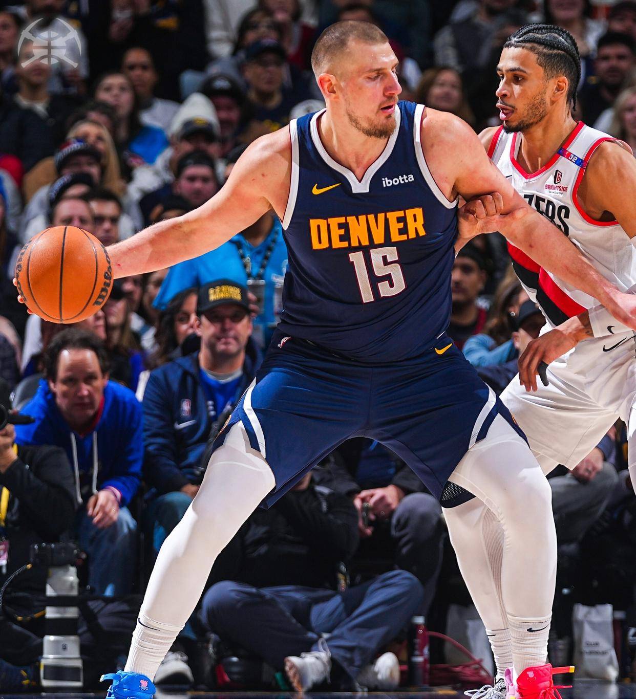 被迅速送上 被迅速送上