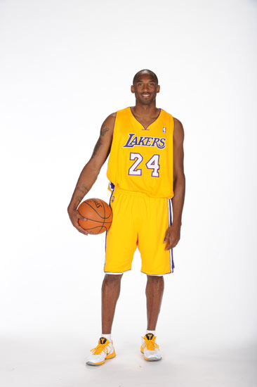 [NBA]范弗里特推反击 追身三分一箭穿心