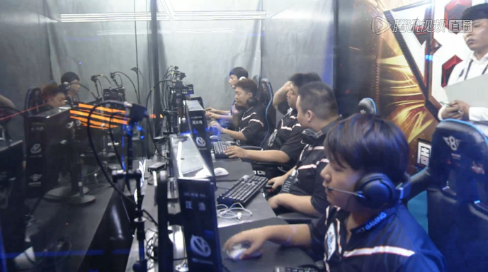 《PEAK》意外登顶 开发者的休假计划却“意外”告吹